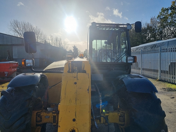 Chris Atkin & Son Ltd - JCB 530-70